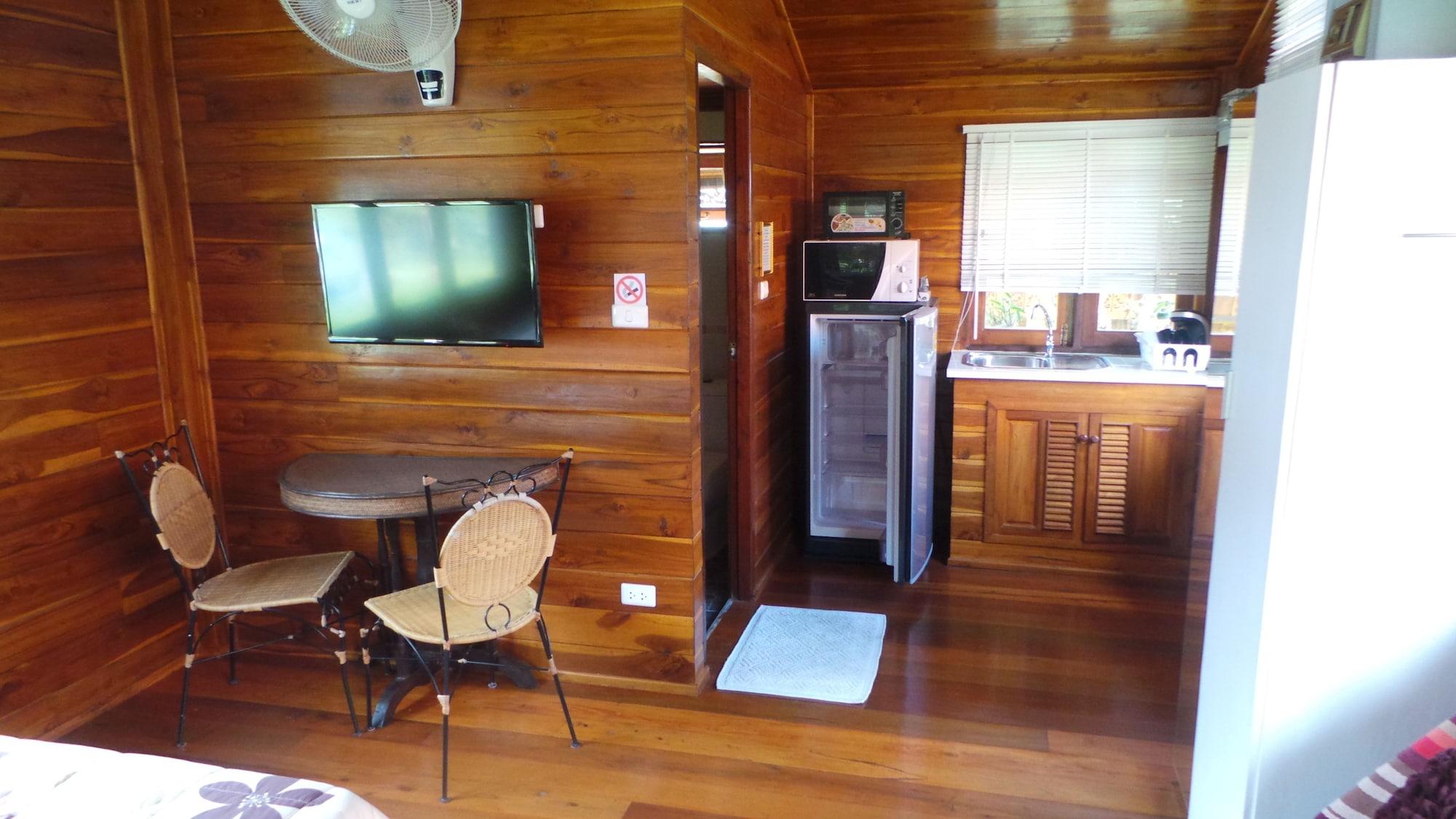 Resort Golden Teak Baan Sapparot Kamala Beach