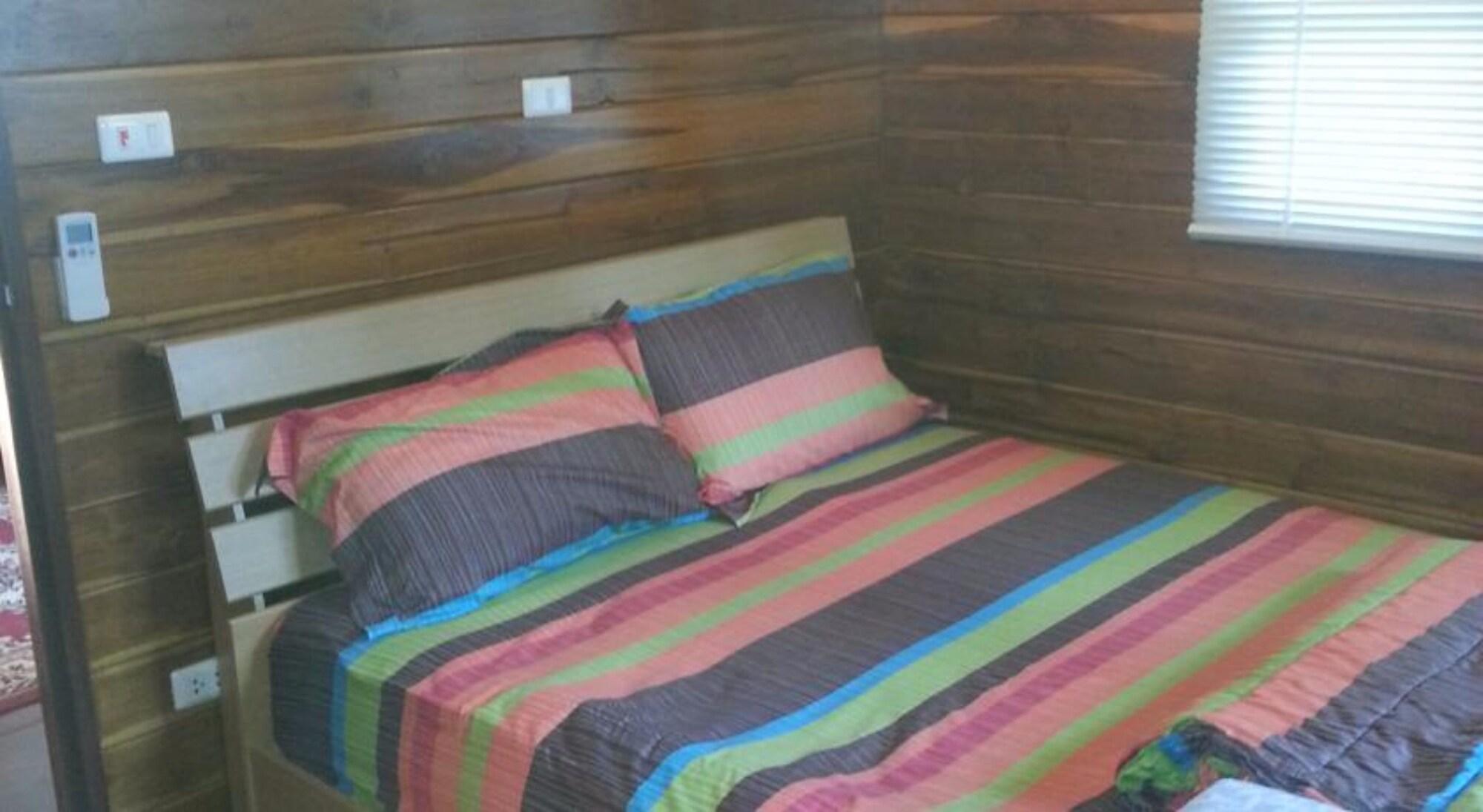 Golden Teak Baan Sapparot