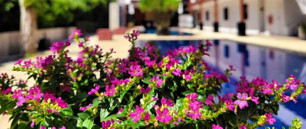 Hotel Surintra Boutique Surin Beach (Phuket)
