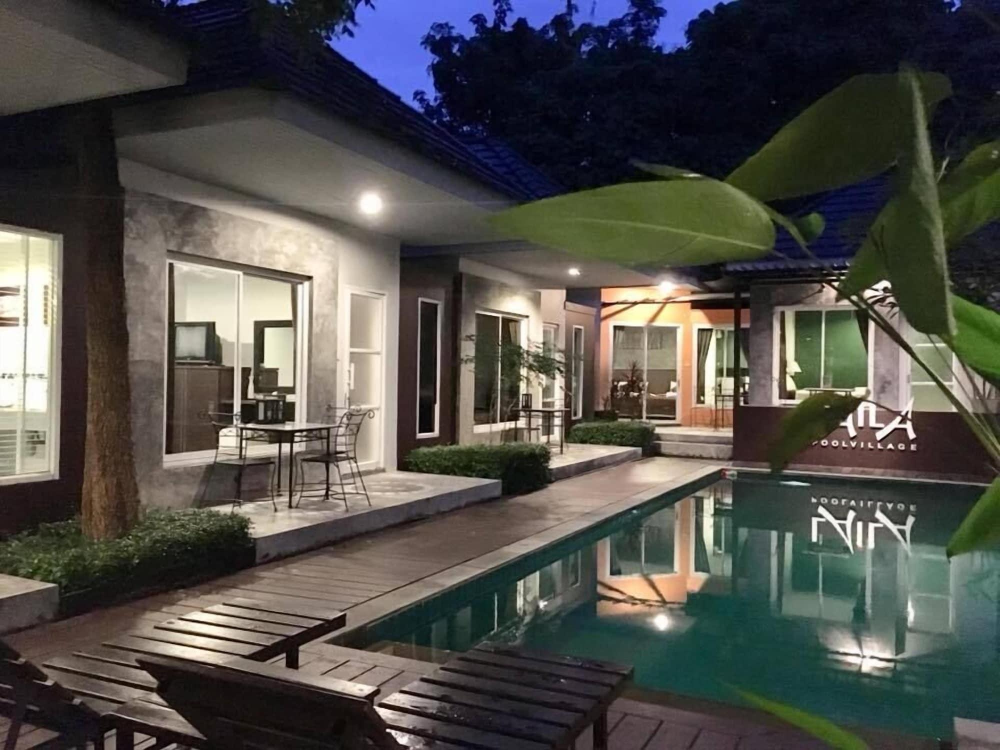 Laila Pool Village 3*