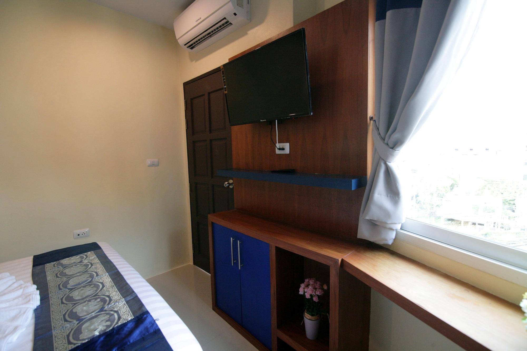Calypso Hotel 3*