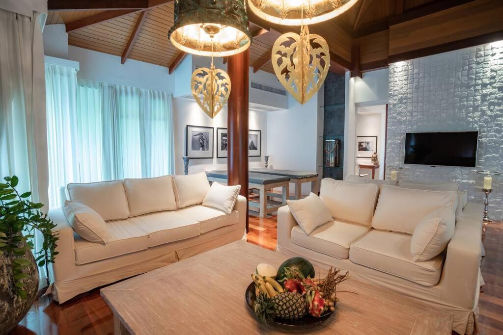 In The Park, Whole House's Suitable For Family's Vacation *