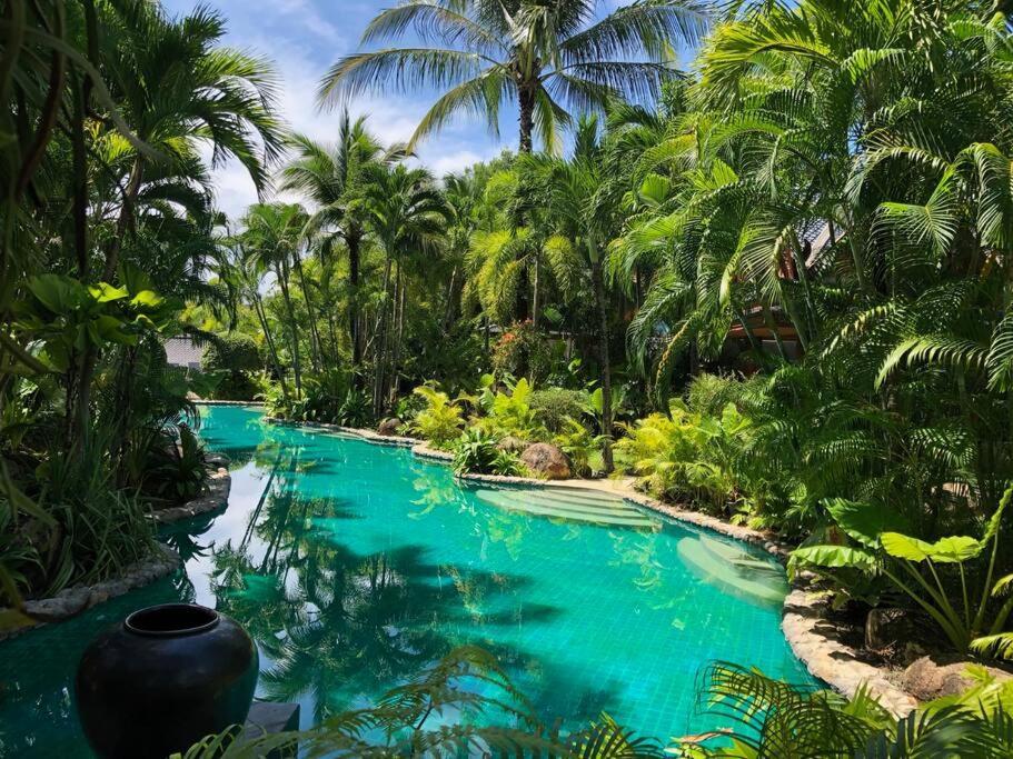 In The Park, Whole House's Suitable For Family's Vacation