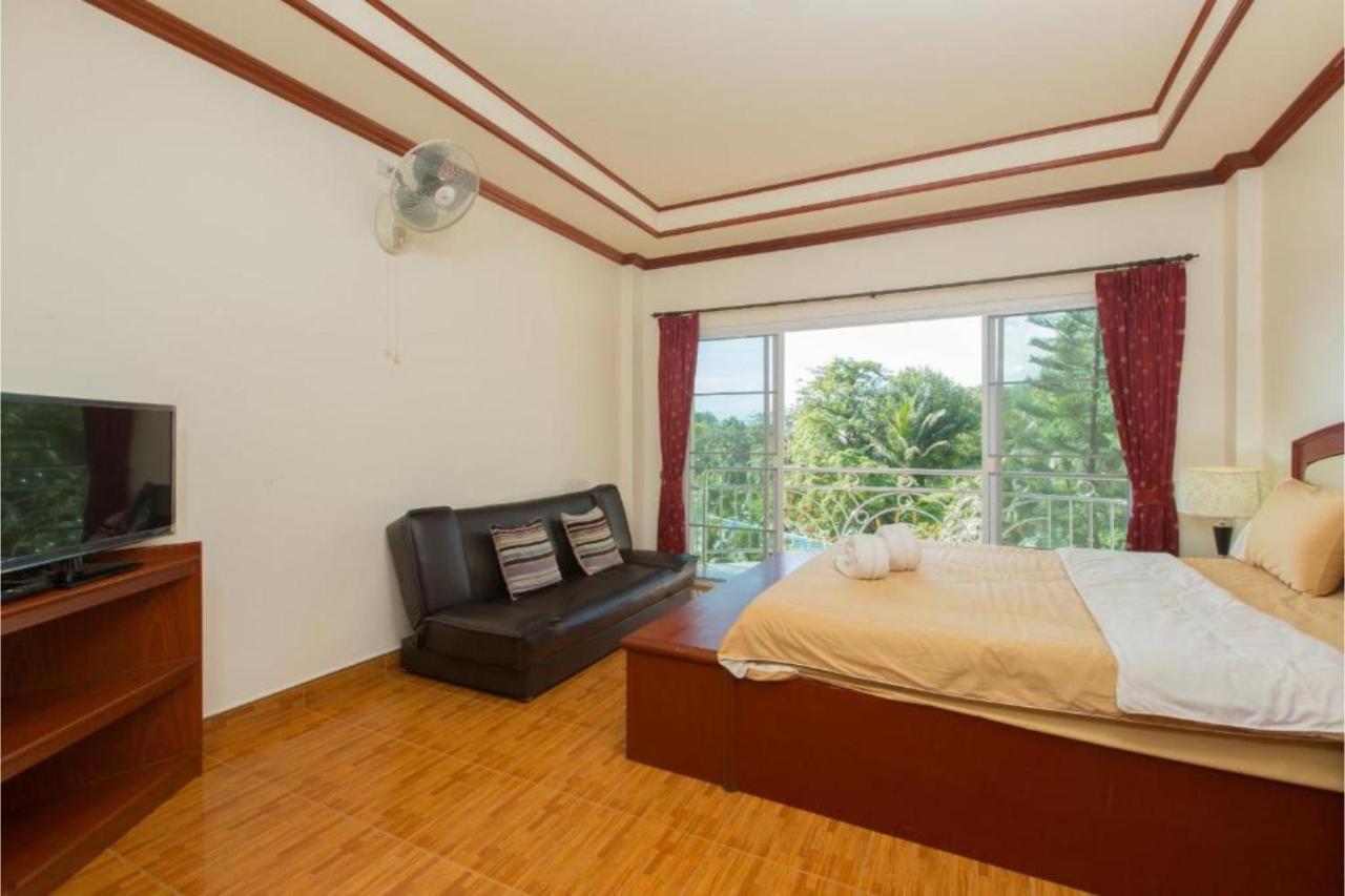Apartamento Rai Rom Yen Sha Patong