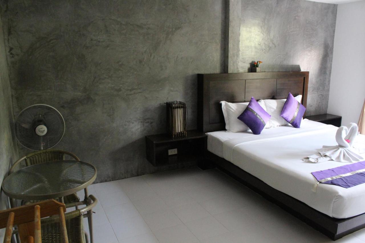 Aparthotel B Happy - Sha Extraplus Kamala Beach