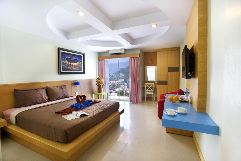 Eyes Hotel 3*