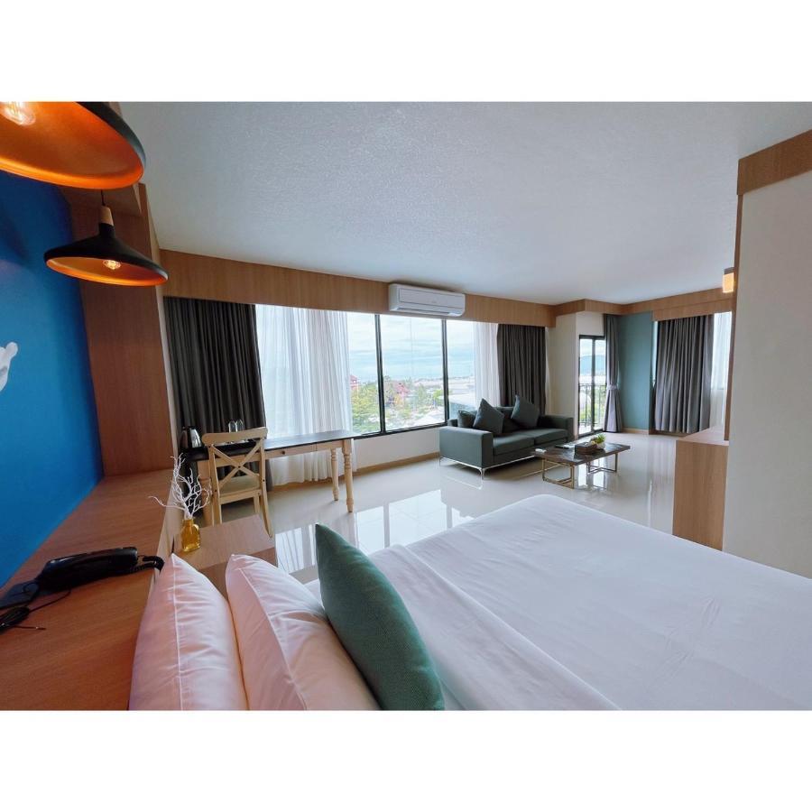 The Sixteenth Naiyang Sha 3* Nai Yang Beach