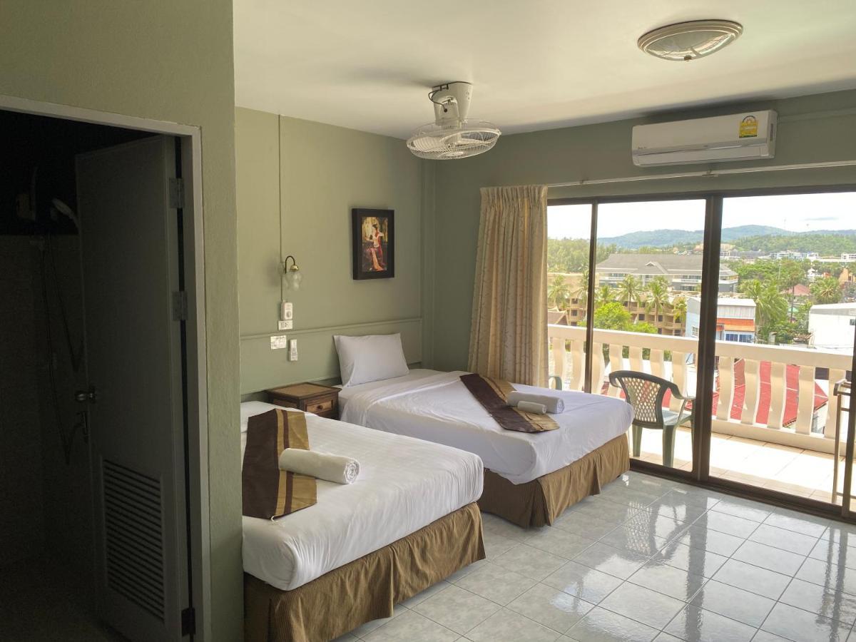 Kata Hill Sea View Hotel
