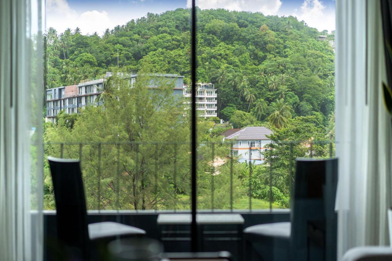 Tropical Living Surin Phuket * Ban Lum Fuang