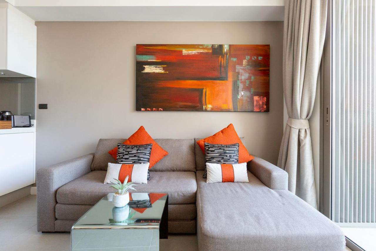 Oceanstone By Holy Cow, 1-br, Next Building View Apartment