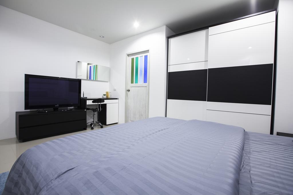 Apartment Number 4 *