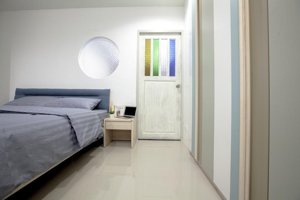 Number 4 Apartment *