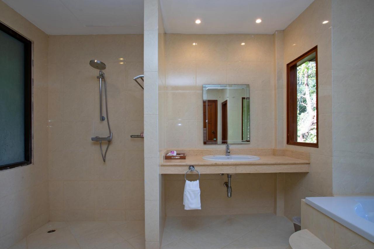 Heavenly 8 Villa
