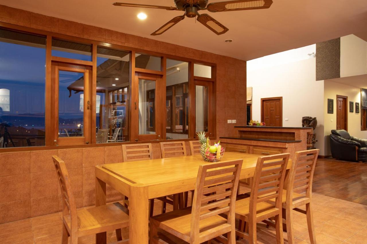 Heavenly 8 Villa
