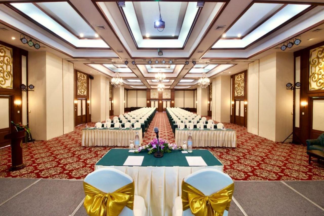 Resort Phuket Orchid And Karon