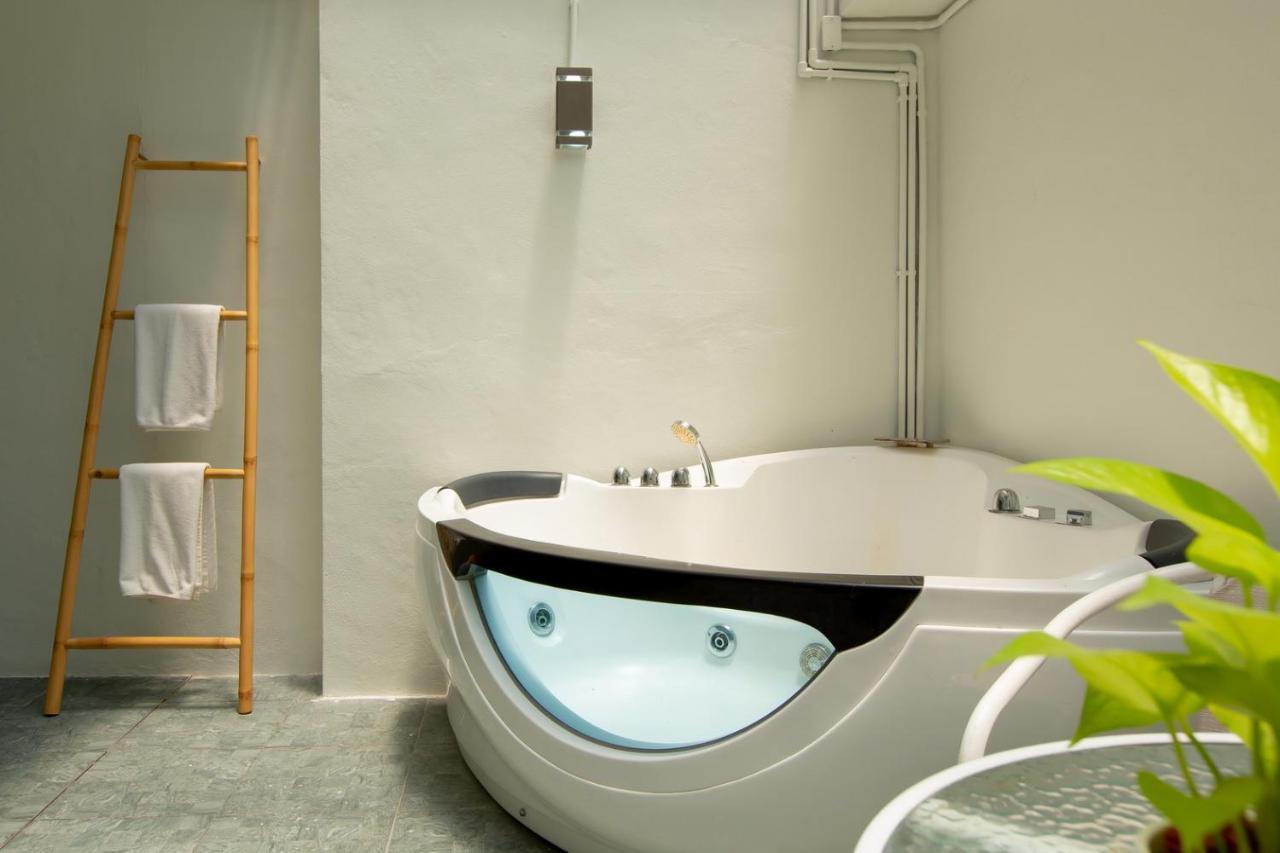 The Nest Resort 3*
