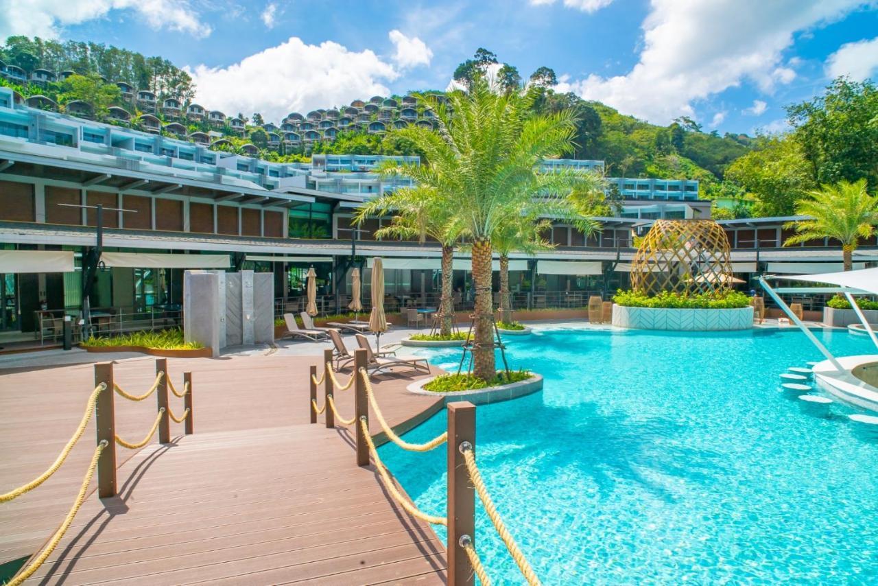 Resort Bay Hill