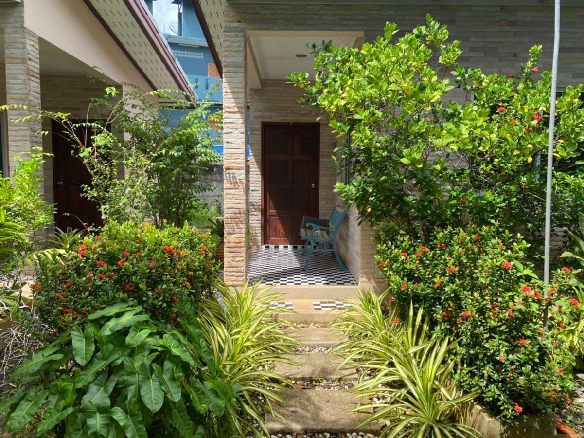 Canal Hotel Nai Yang