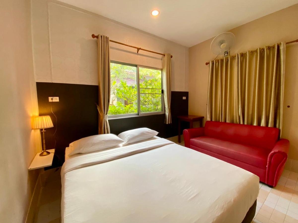 Canal Hotel 2*