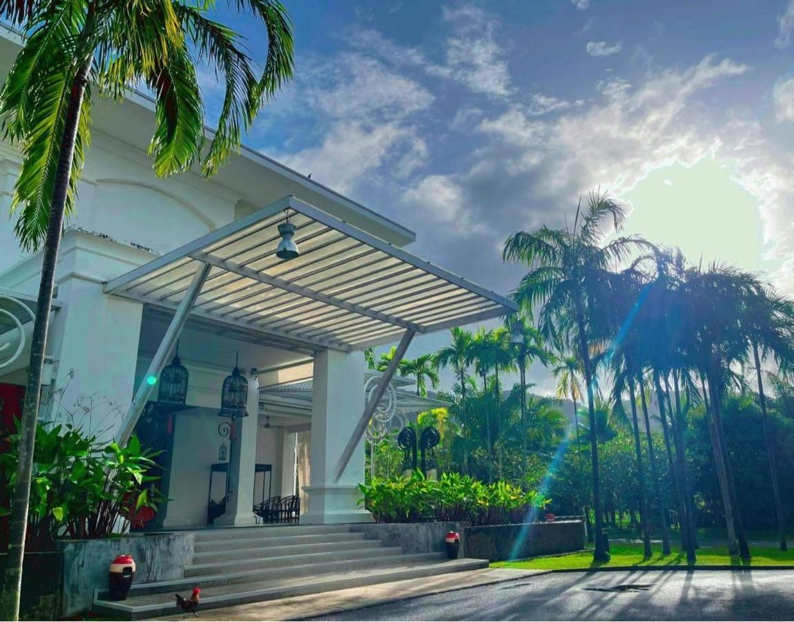 Hotel The Old Phuket - - Sha Karon