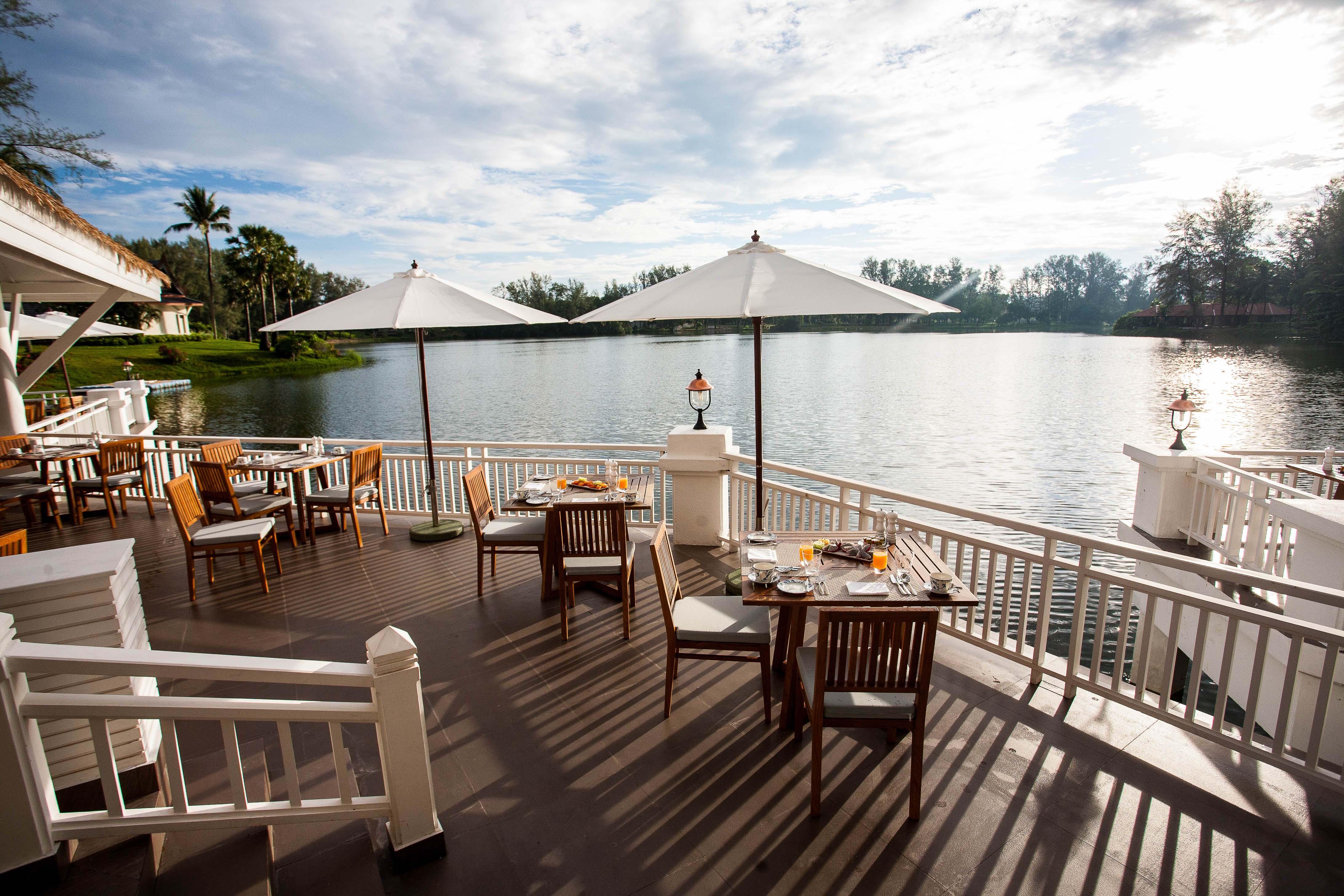Resort Saii Laguna Phuket 5*