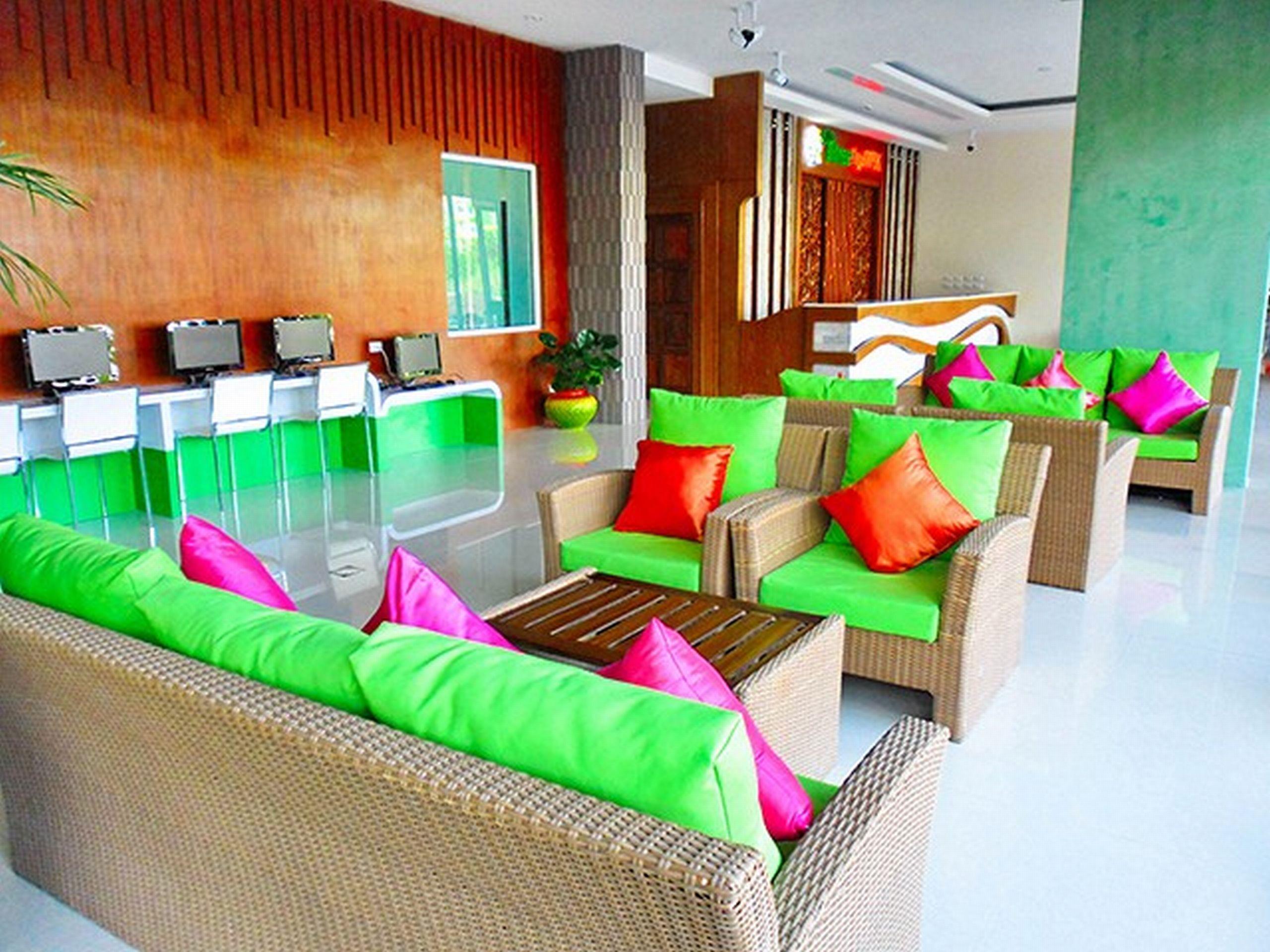 Hotel The Three By Apk
