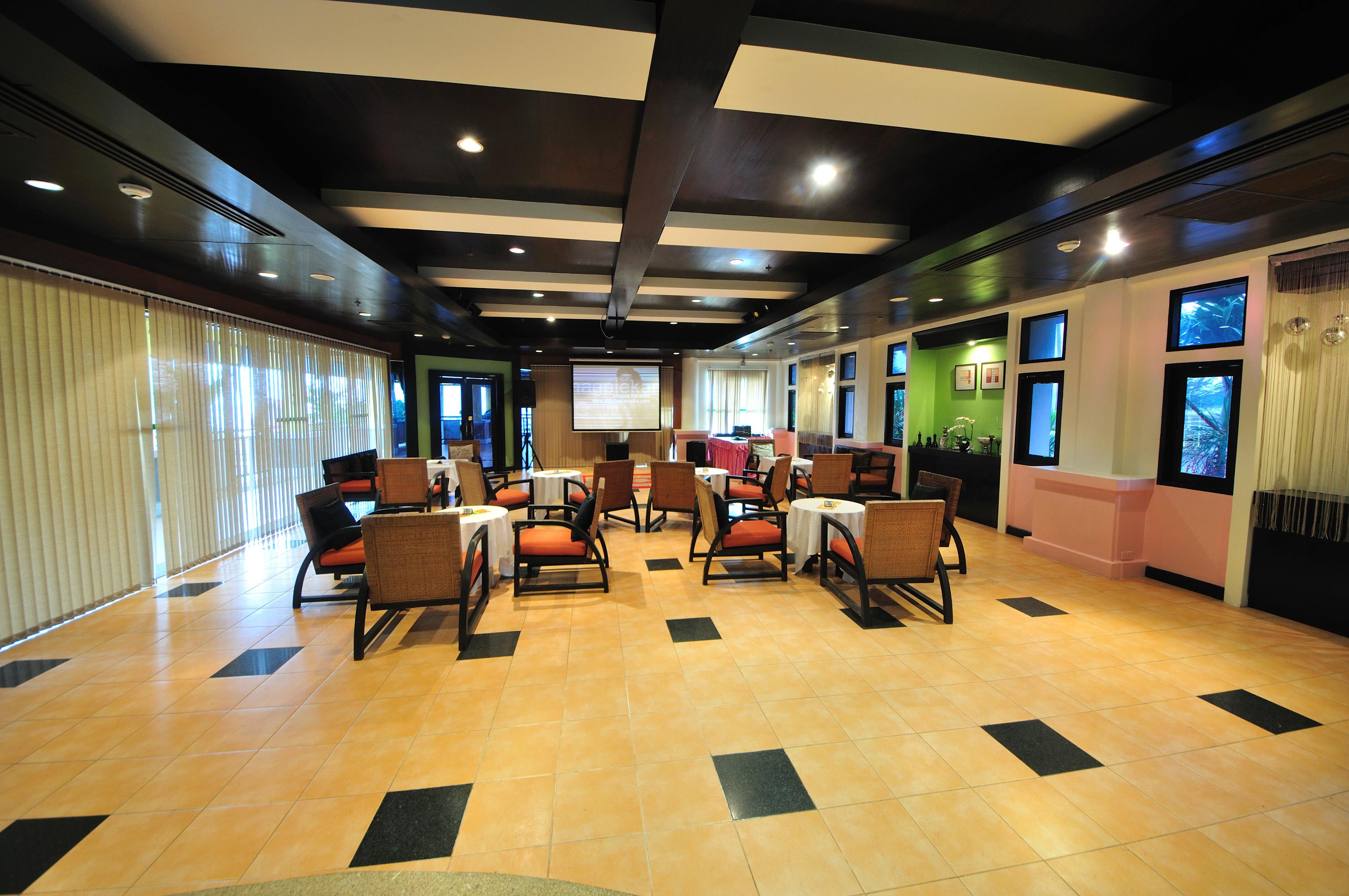 Resort Woraburi Phuket & - Sha Karon