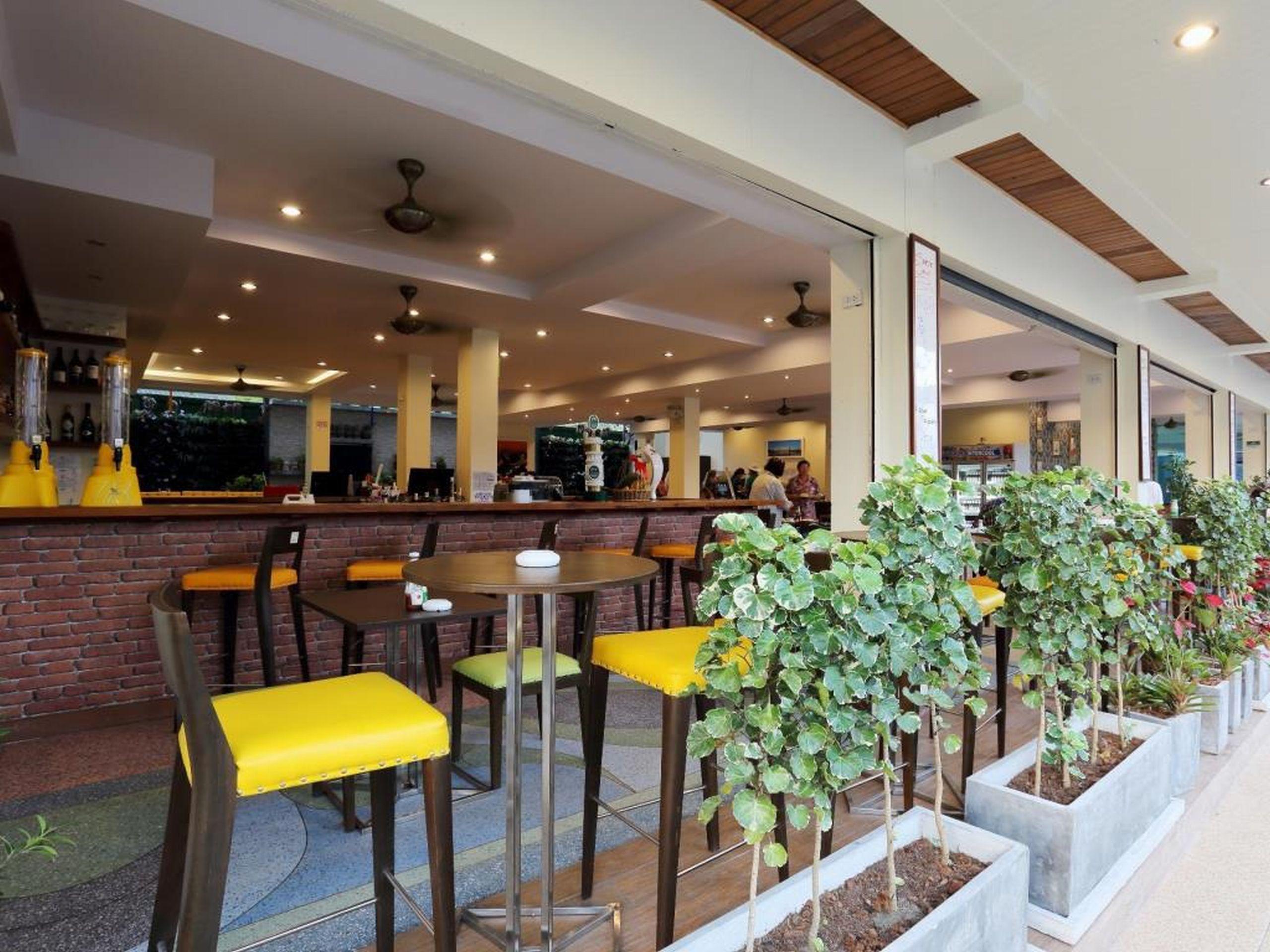 Hotel On Phuket - Sha 3*