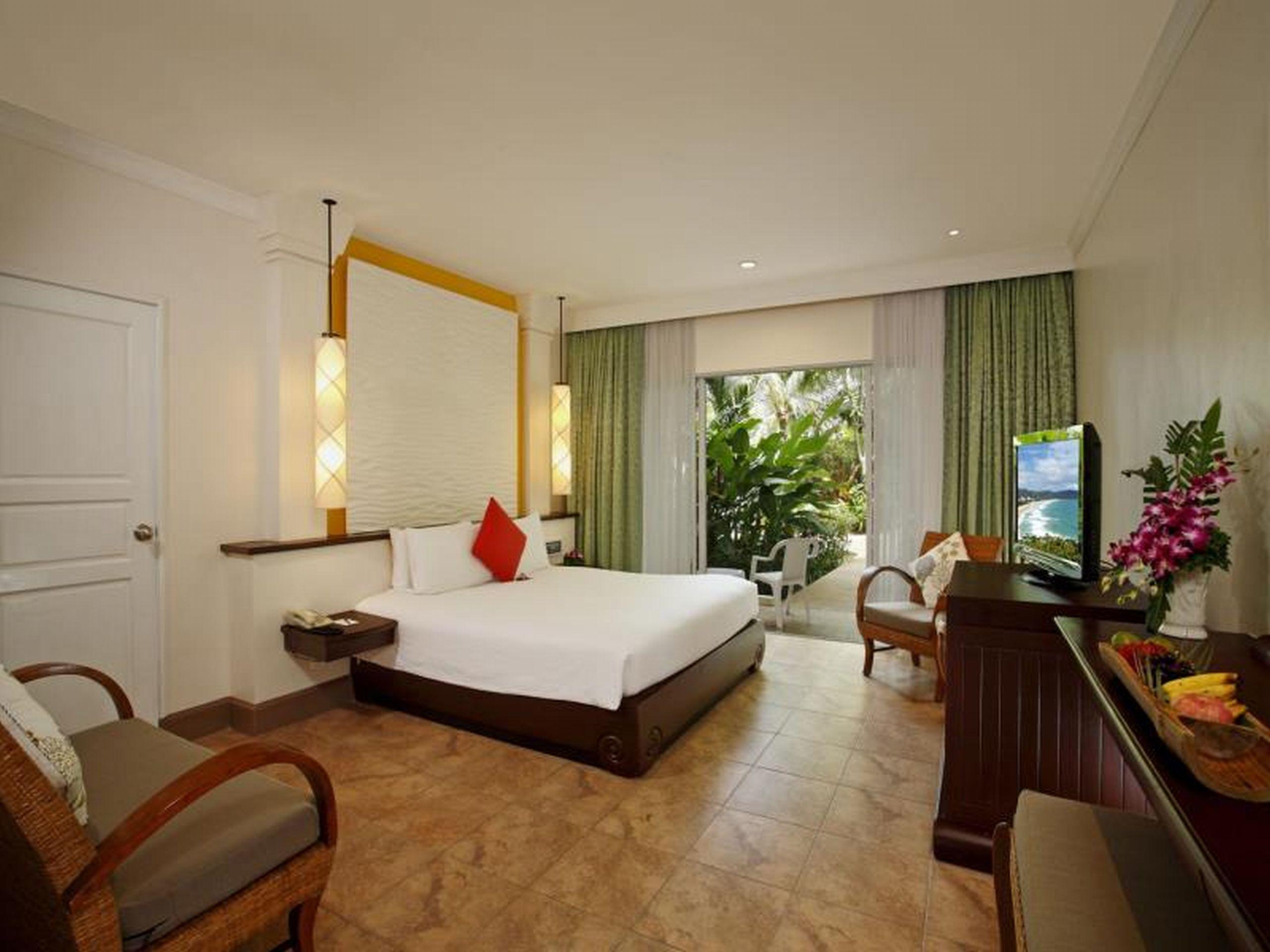 Centara Phuket Hotel