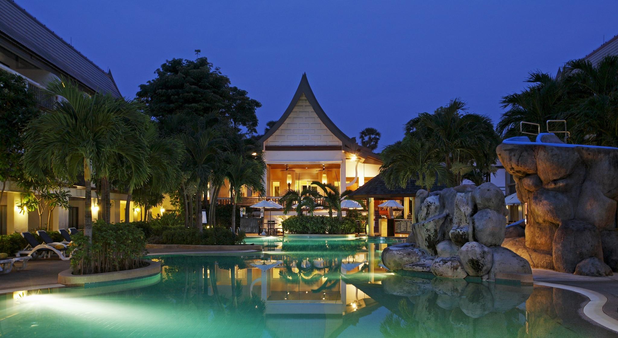 Hotel Centara Phuket 4*