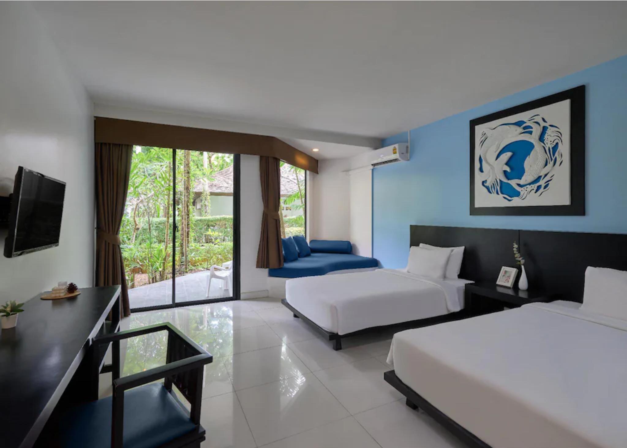 Resort And 4*