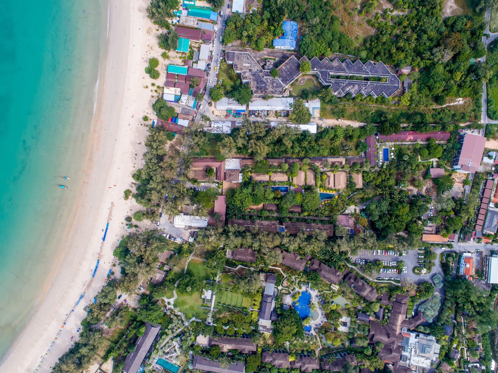 Resort And 4*