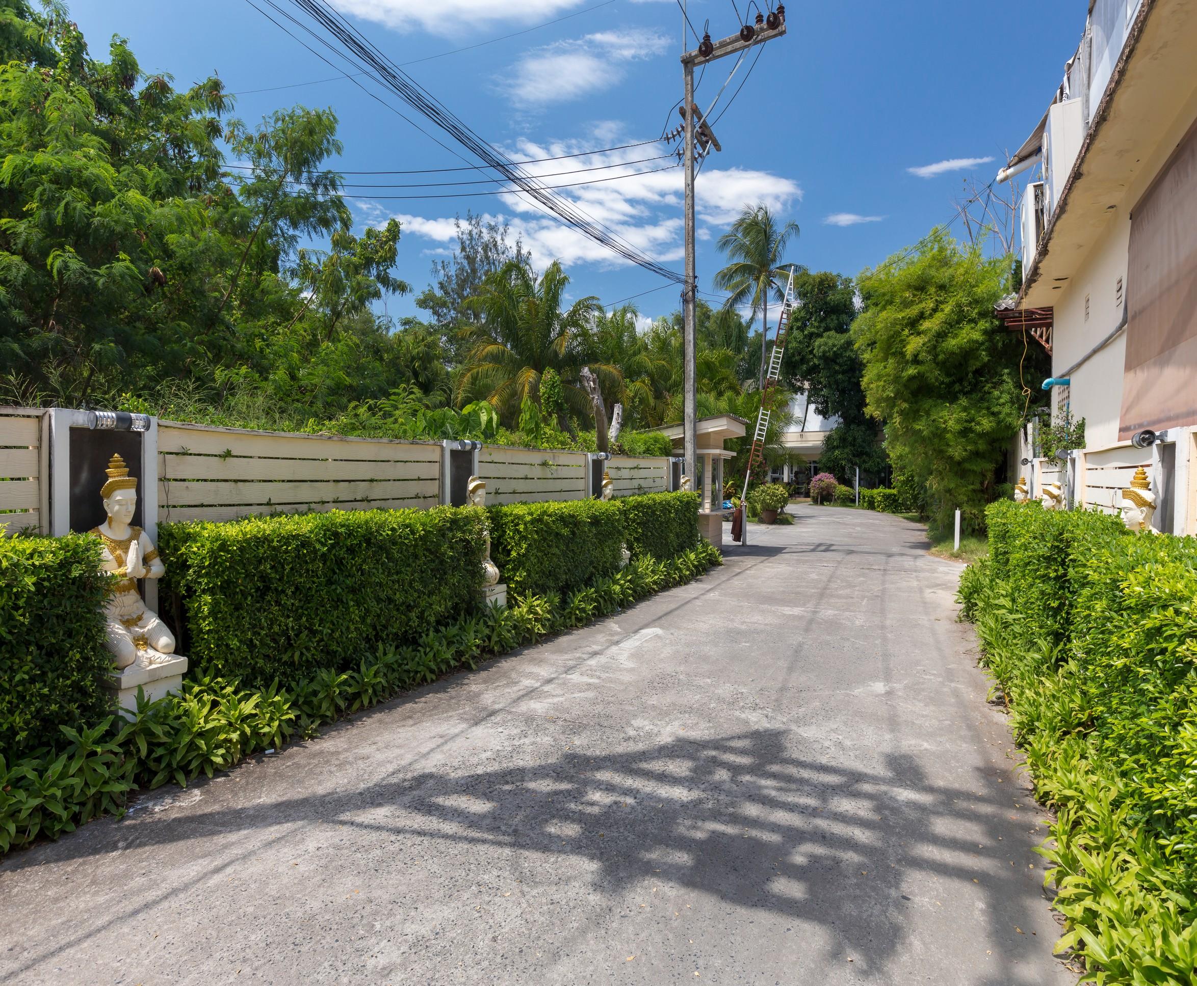 Resort Phuket Sea Sha Extra 4*