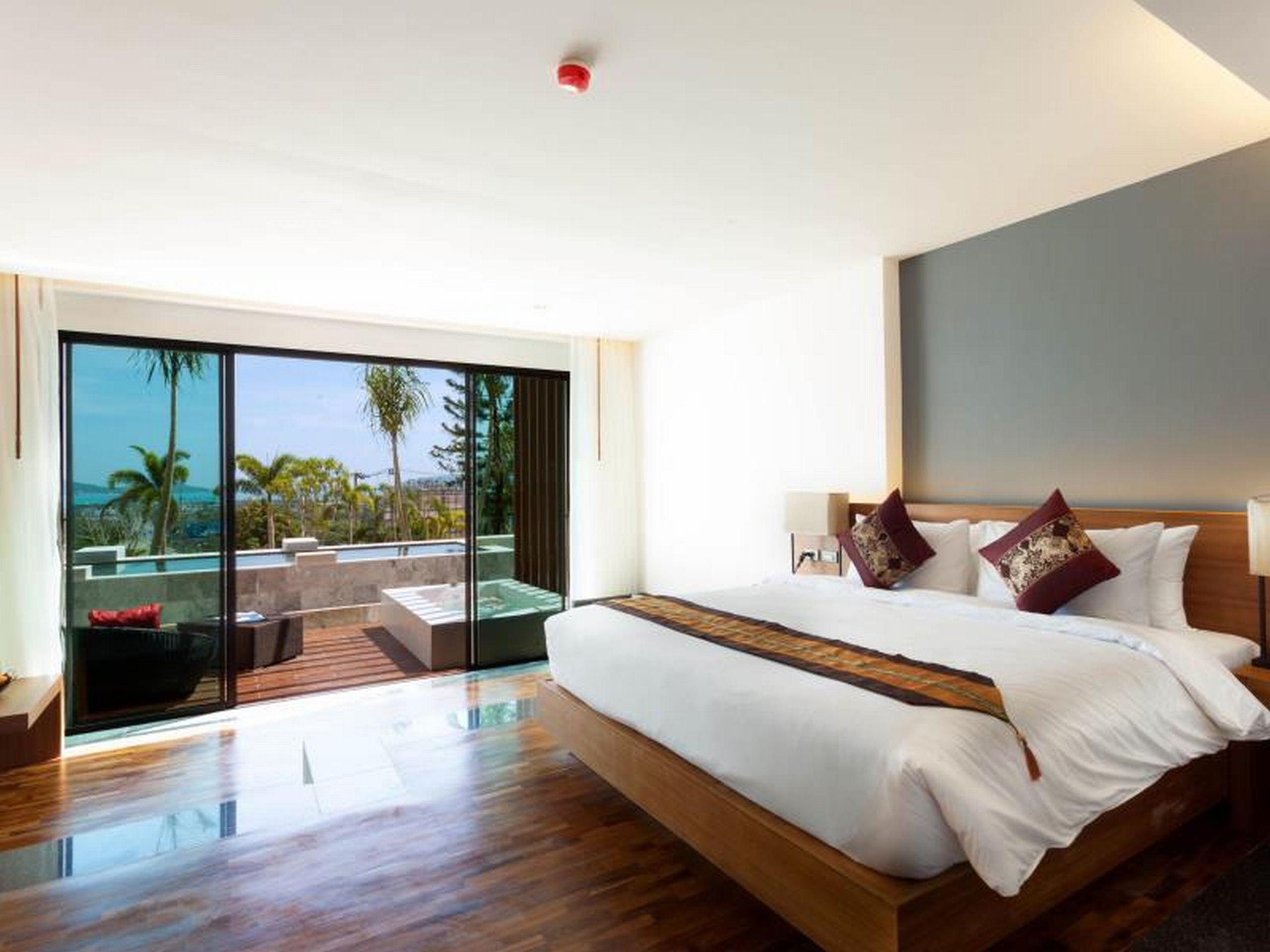 Resort Chalong Chalet Resort 4*