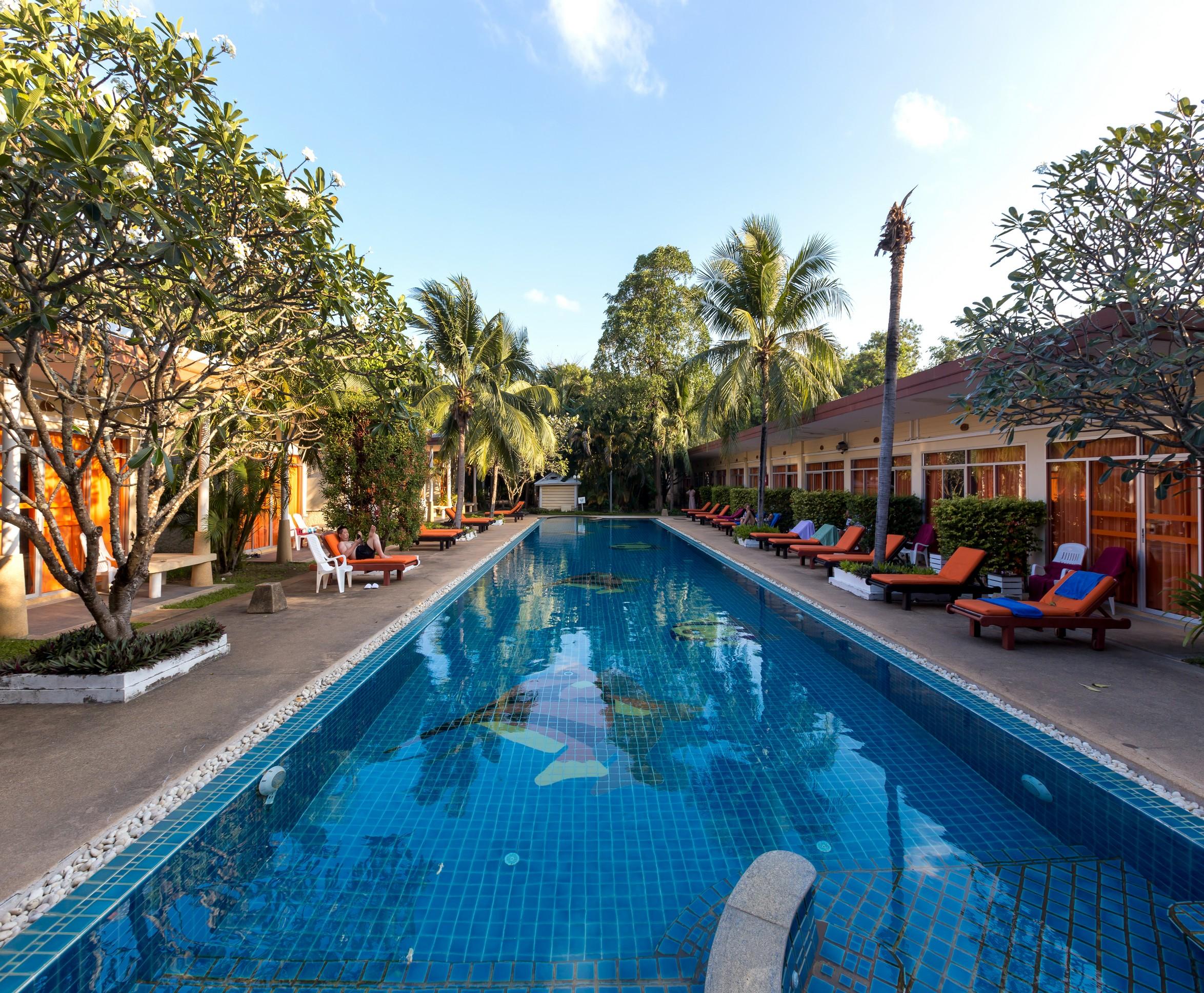 Resort Phuket Sea Sha Extra 4*