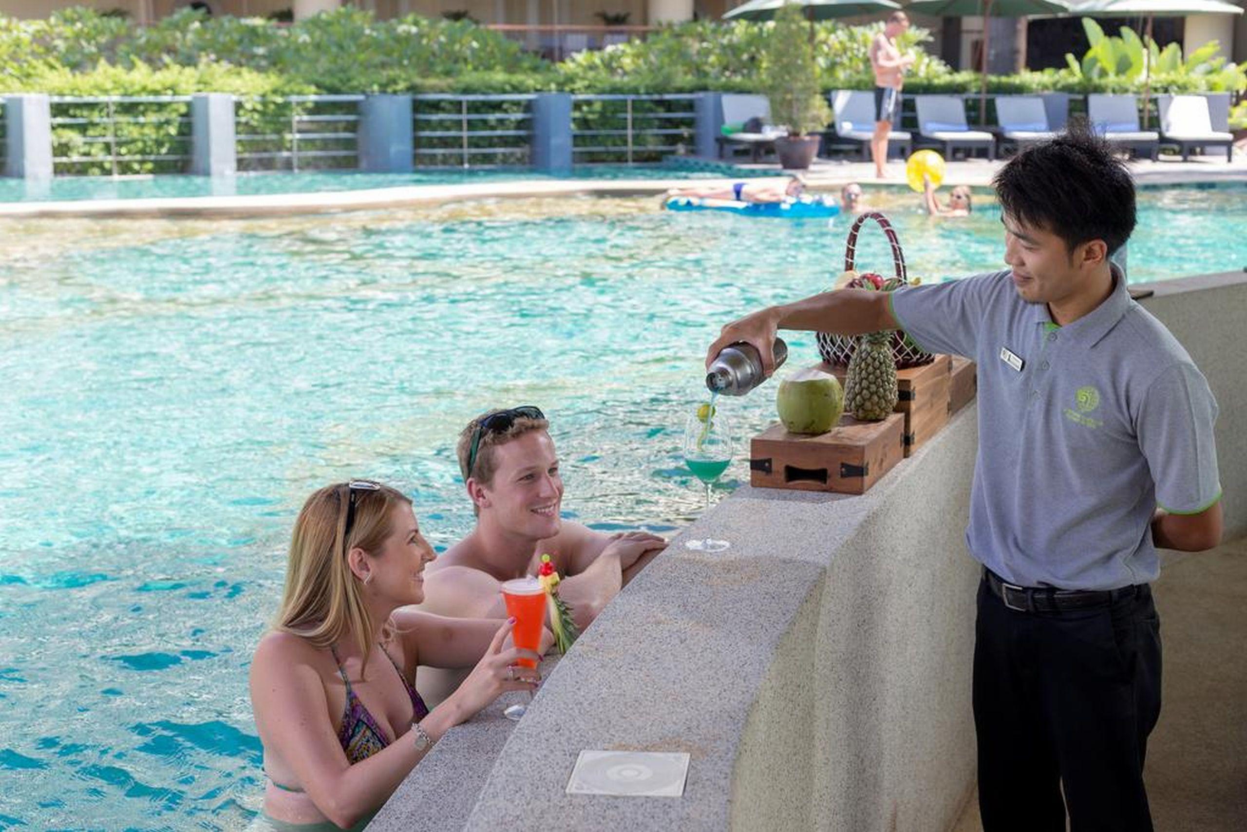 Hotel Andaman Embrace Patong,