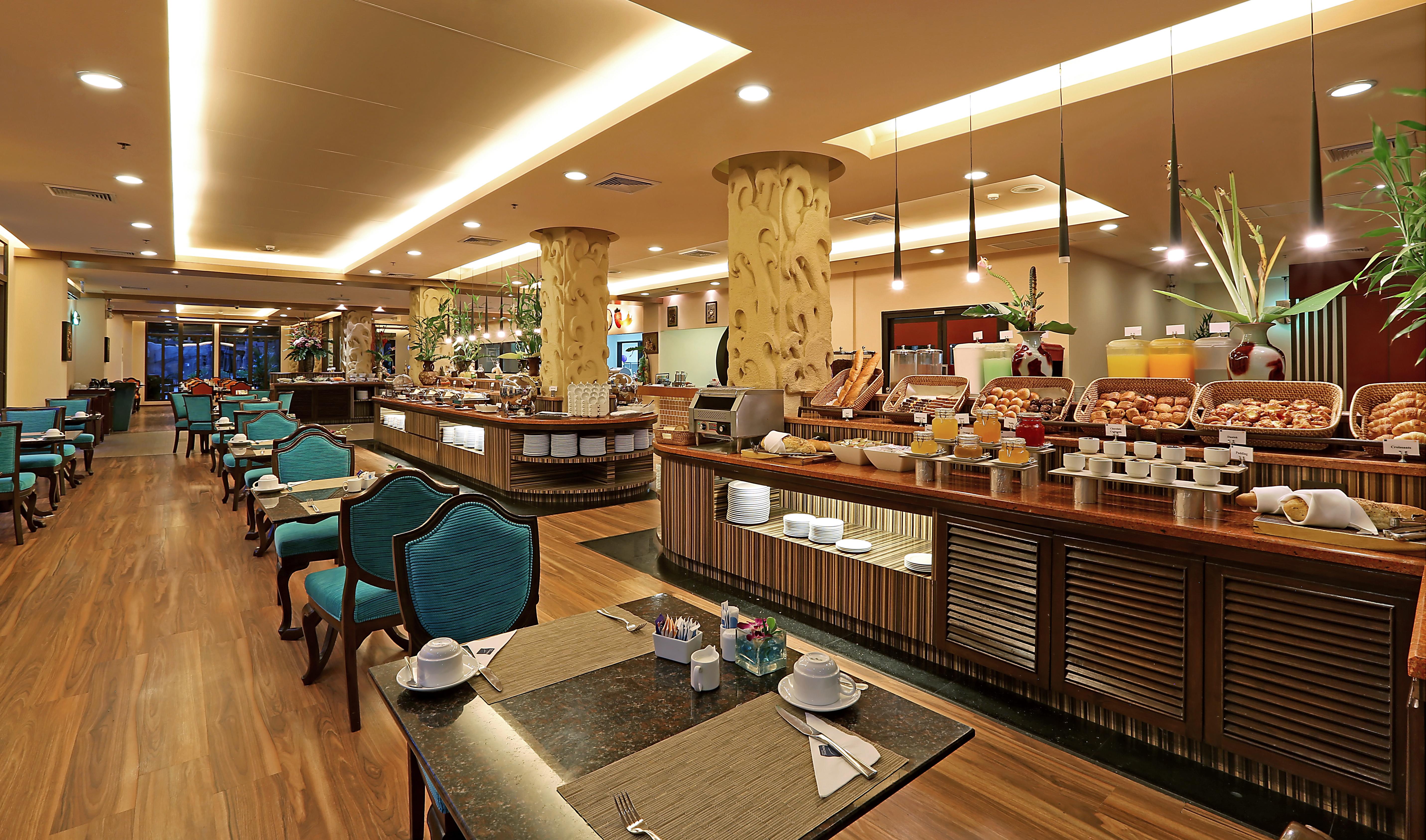 Novotel Phuket Vintage Park