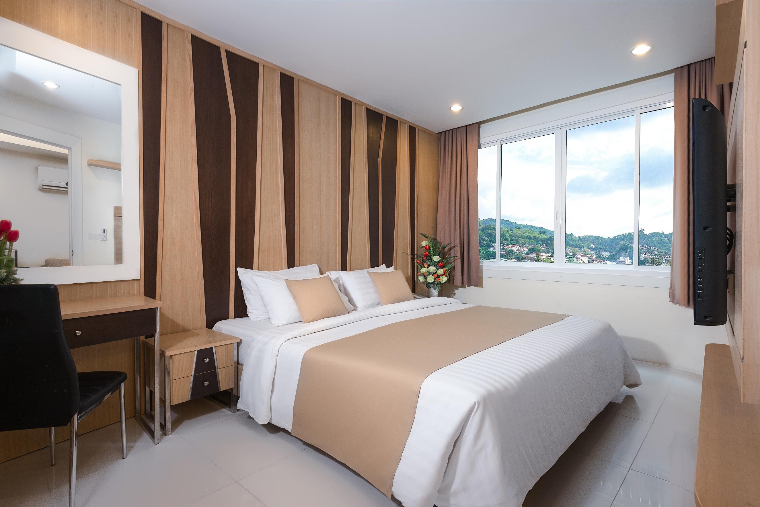 Hotel The Allano Patong