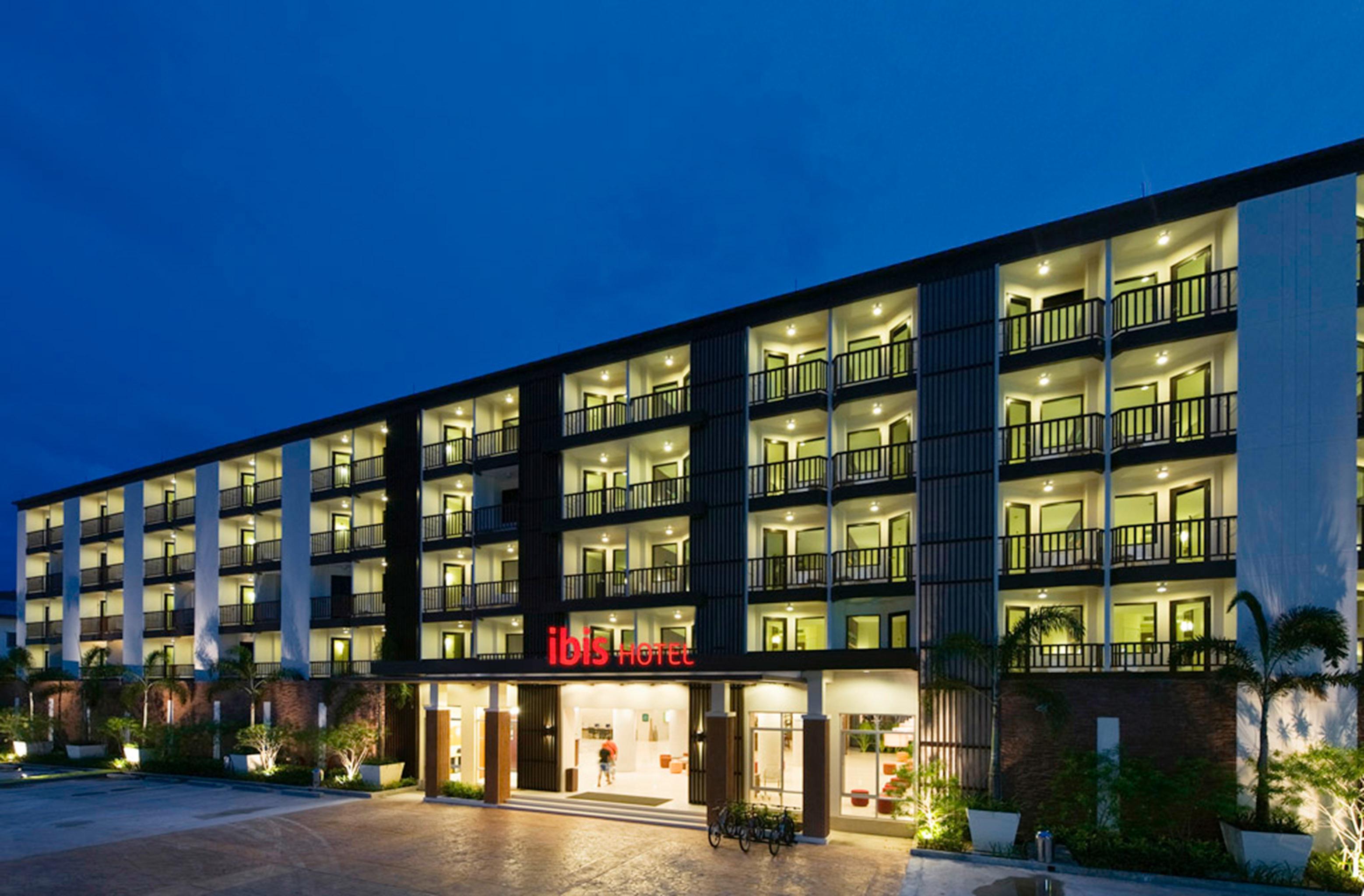Ibis Phuket 3*
