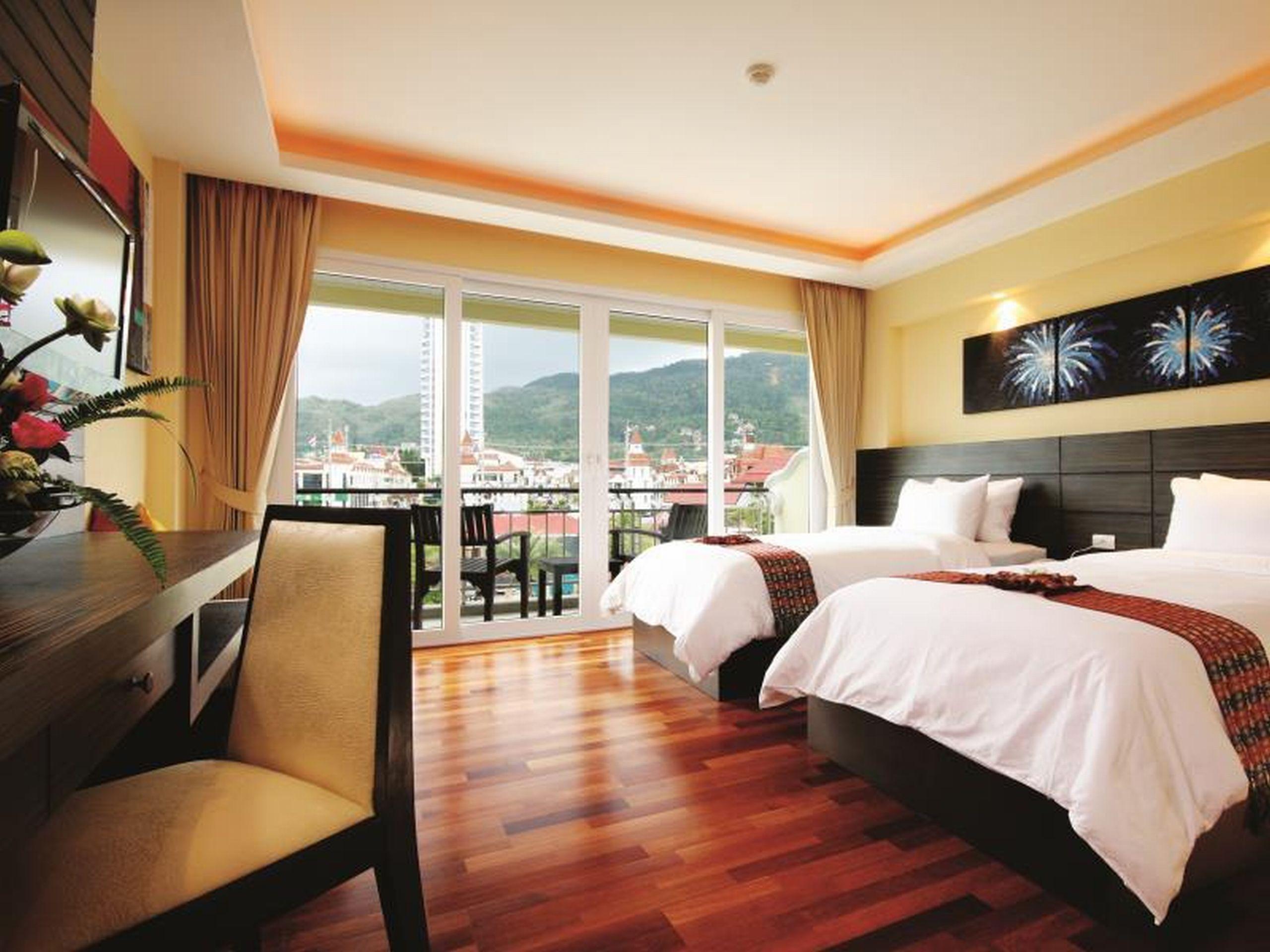R-mar And - Sha Phuket