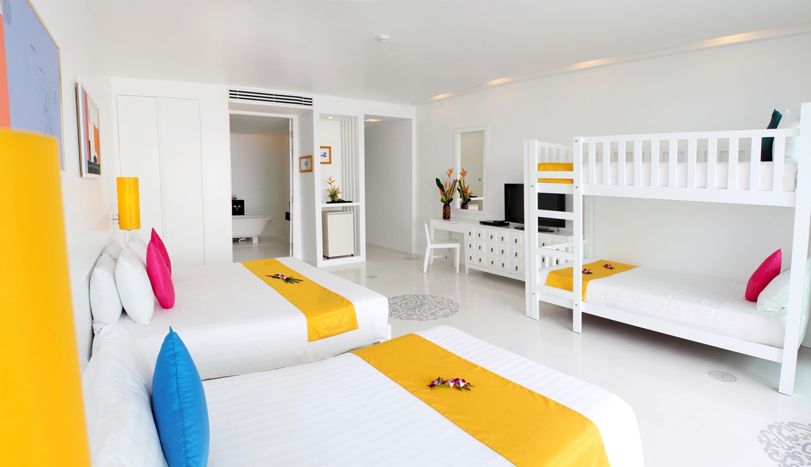 Hotel The Old Phuket - - Sha Karon