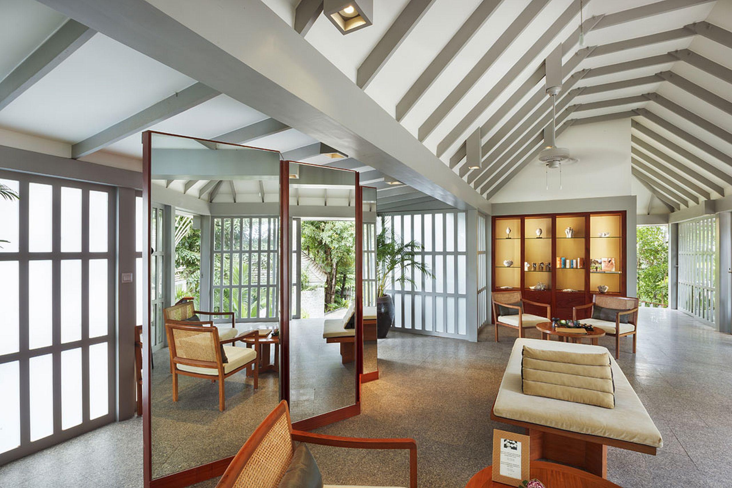 The Phuket 5* Surin Beach (Phuket)
