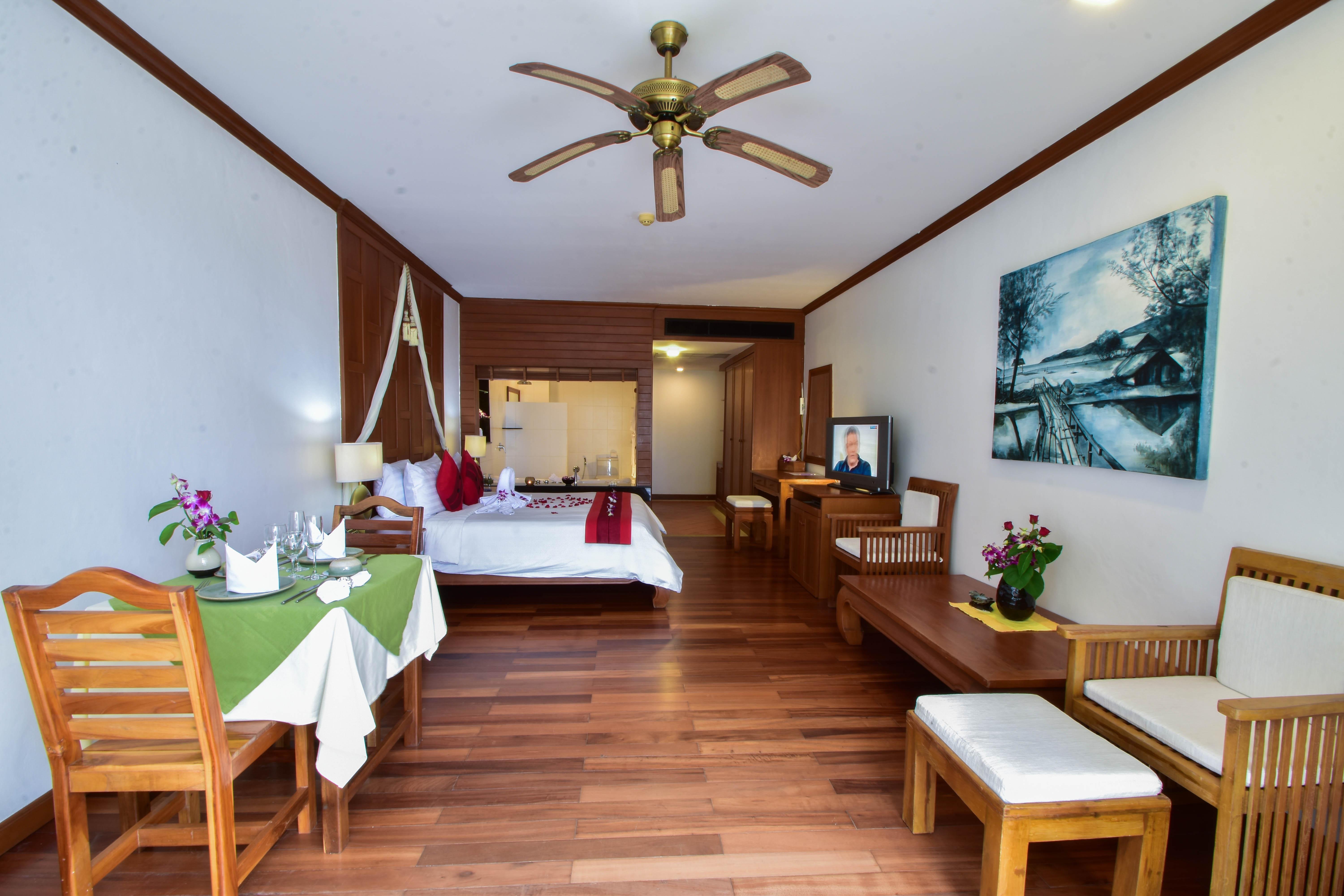 Layalina Kamala Beach