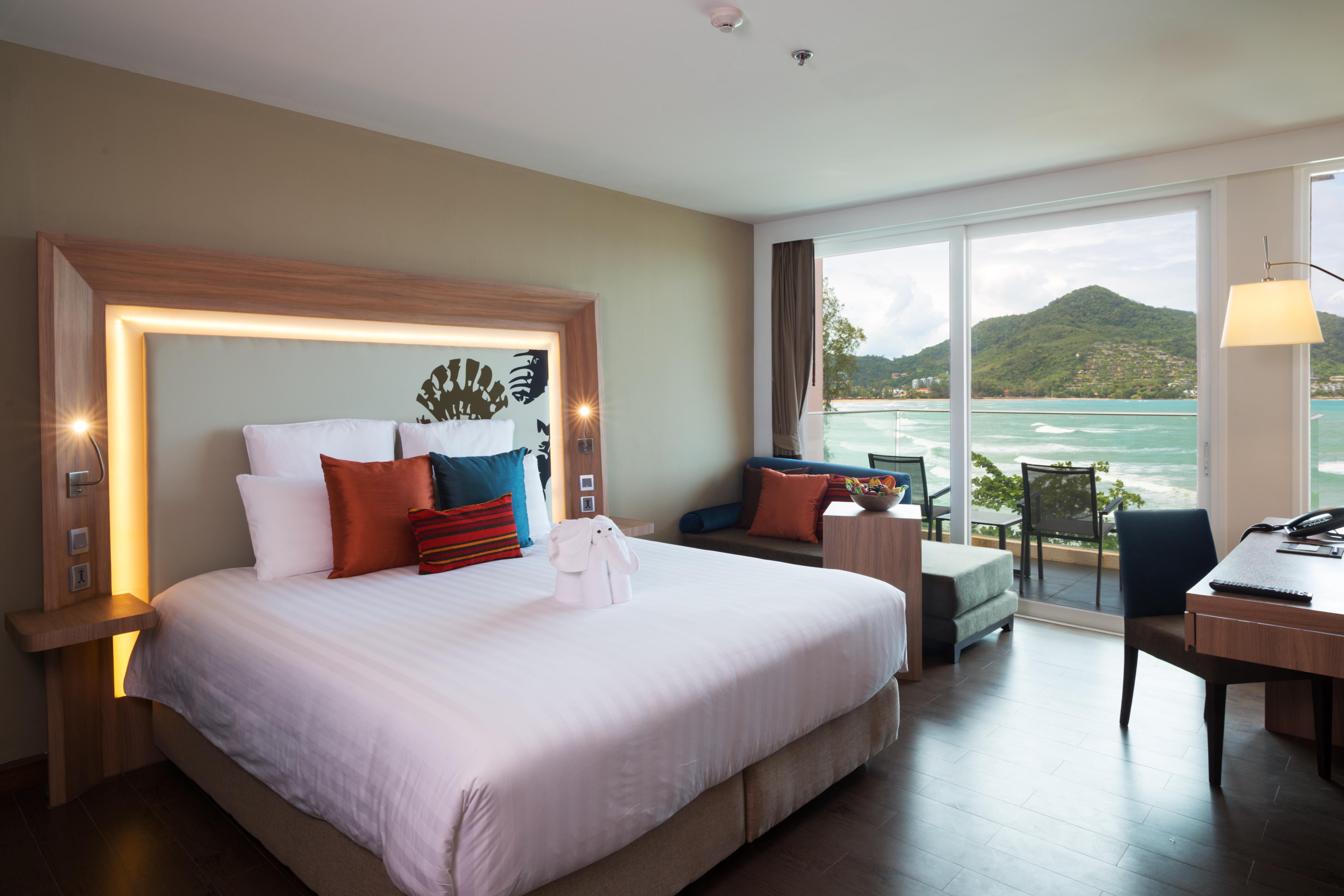 Novotel Phuket Hotel 4*