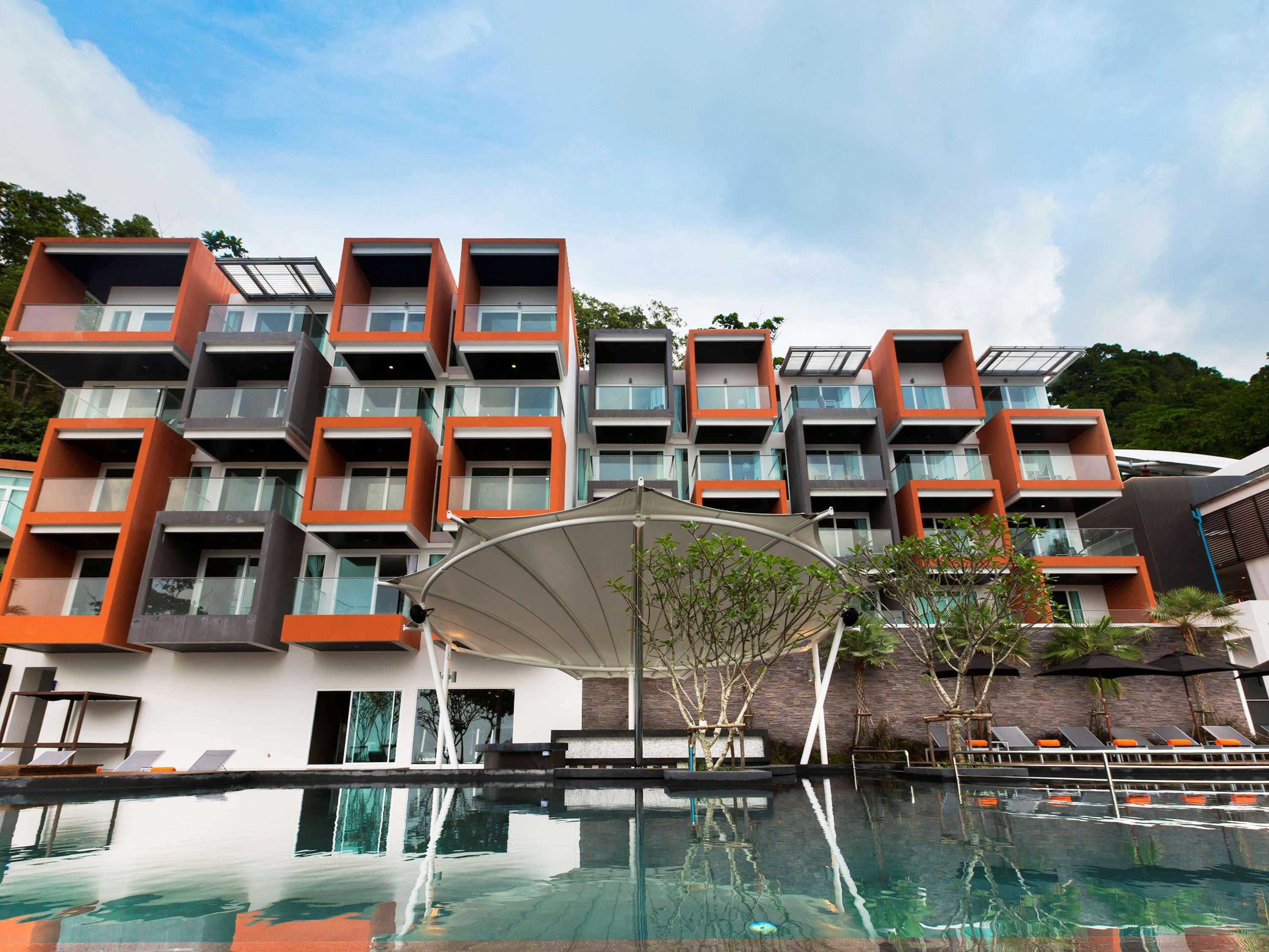 Novotel Phuket Hotel 4*
