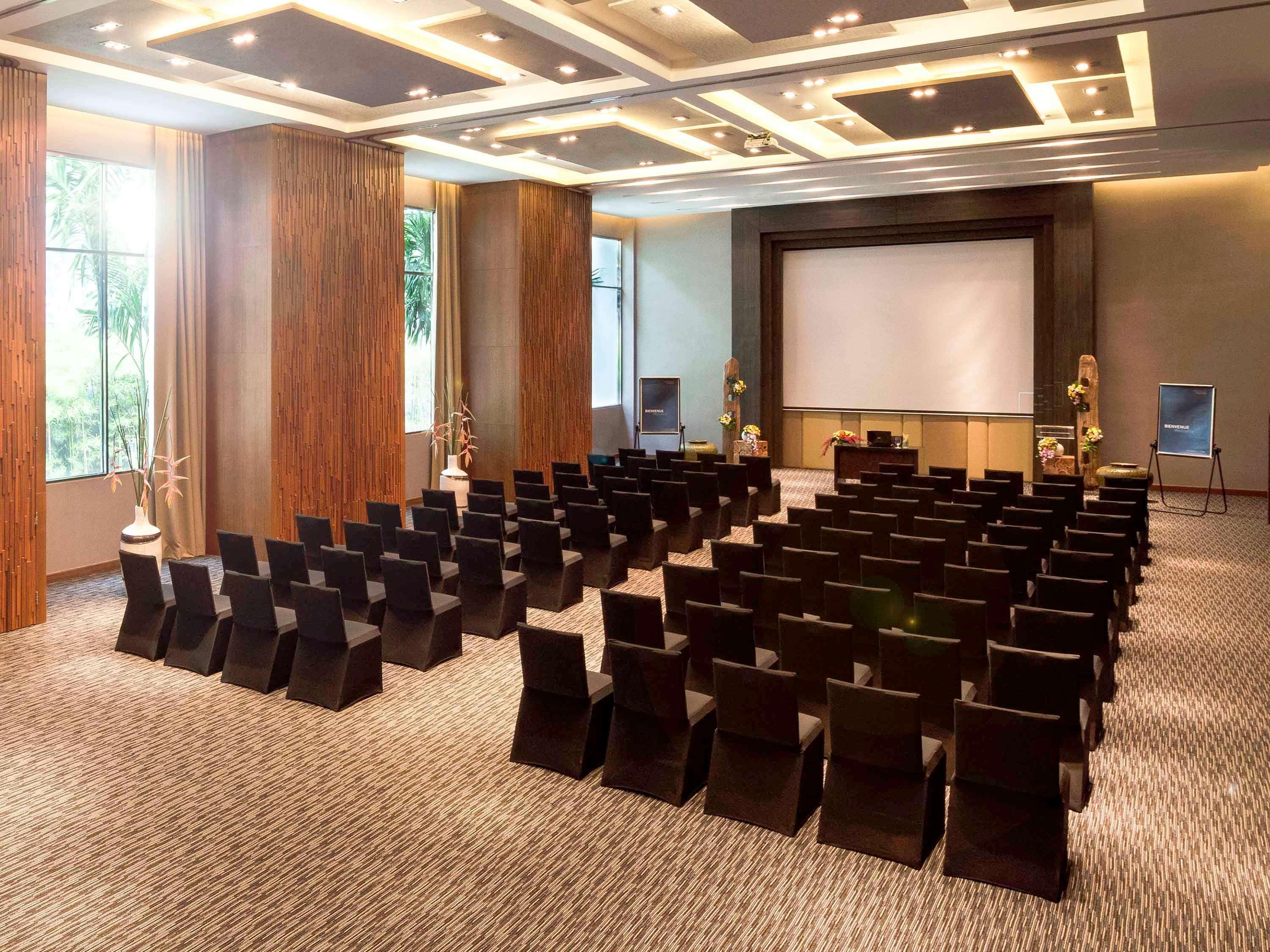 Novotel Phuket 4*
