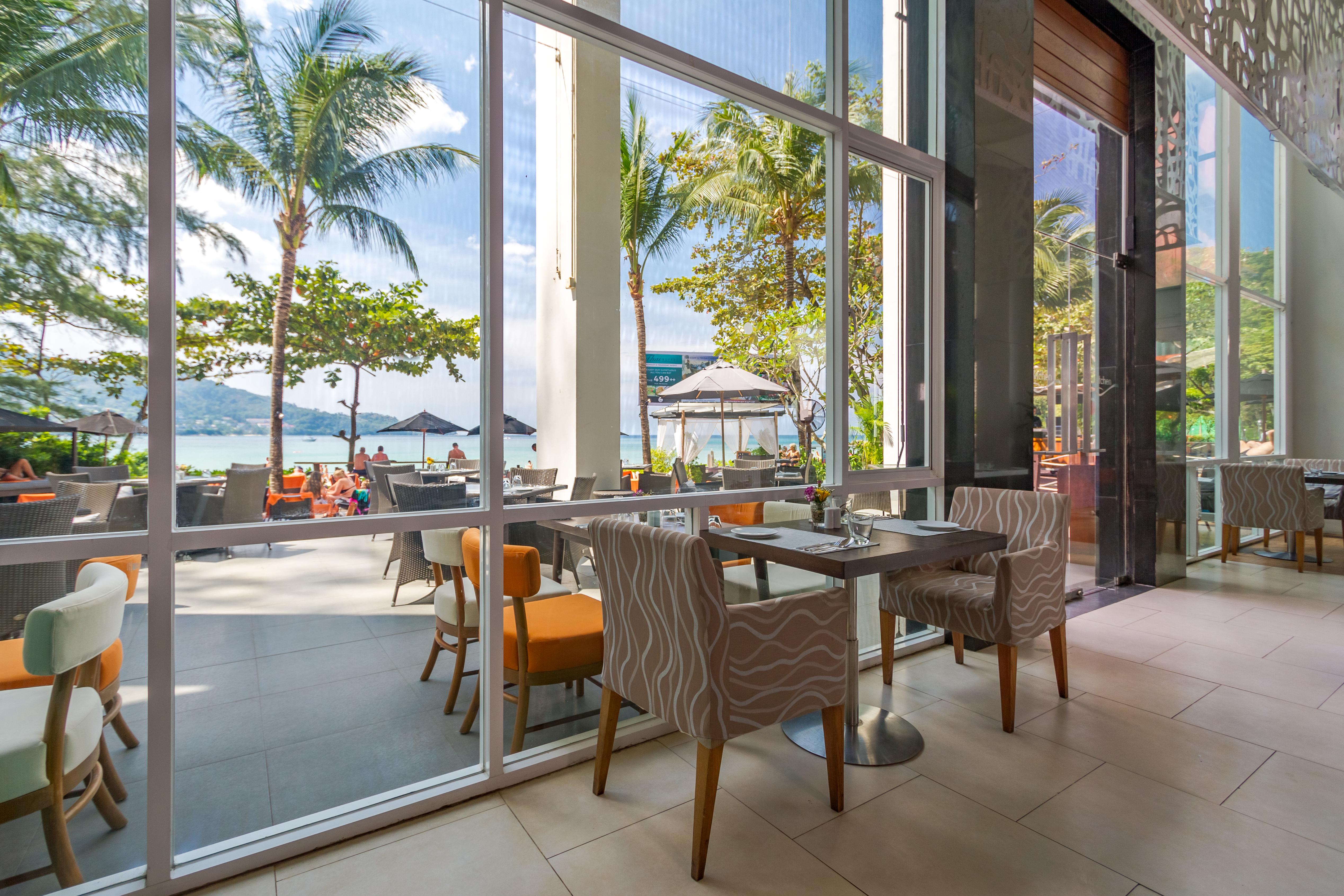 Novotel Phuket Hotel 4*