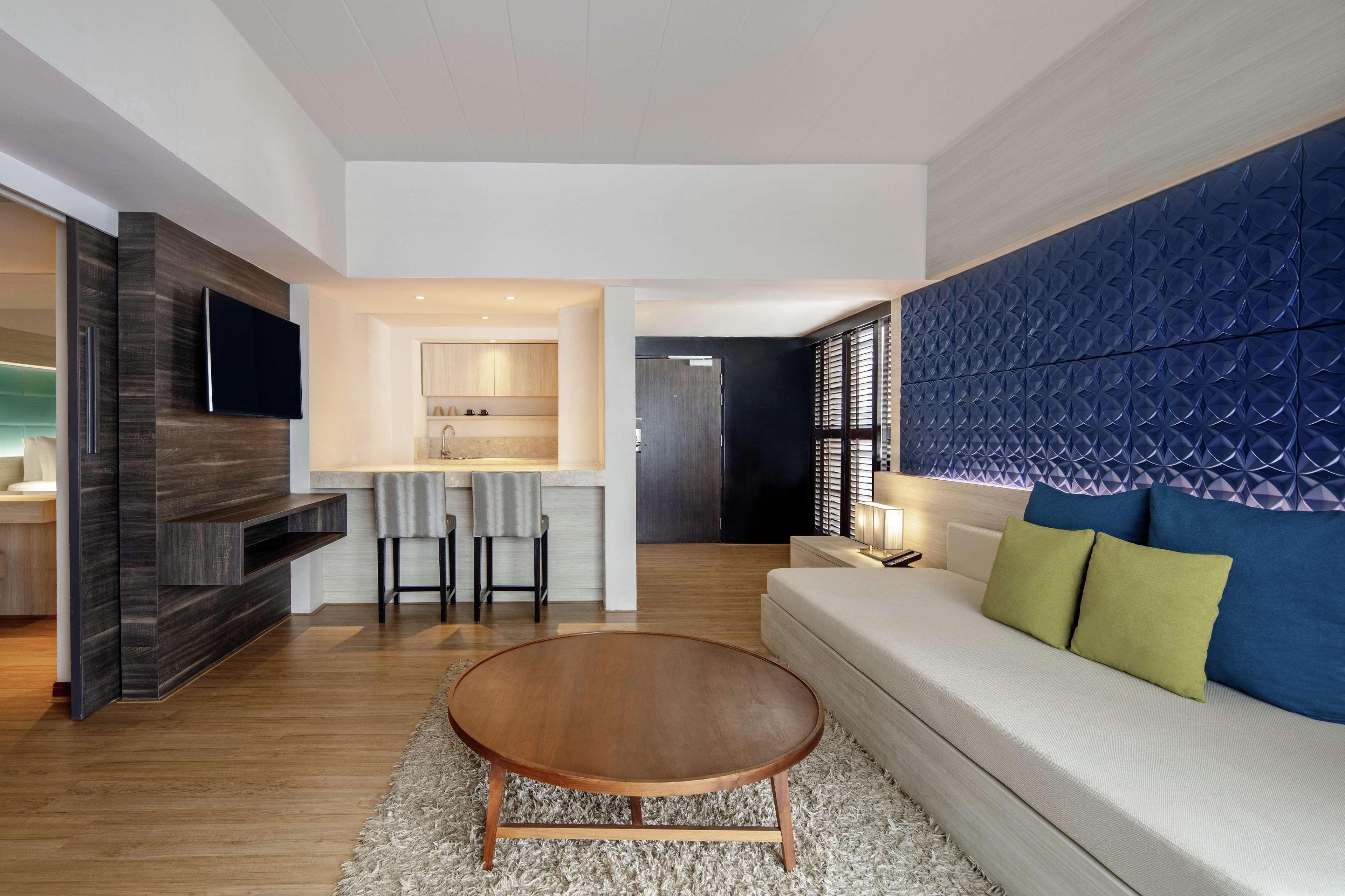 Resort Doubletree By Hilton Phuket Banthai