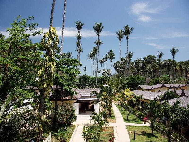 Hotel Seasons Naiharn Phuket Nai Harn