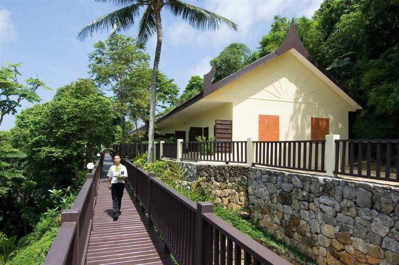 Seasons Naiharn Phuket Nai Harn